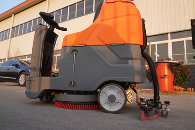 榮事達AD70駕駛式洗地機 榮事達AD70駕駛式洗地機.jpg